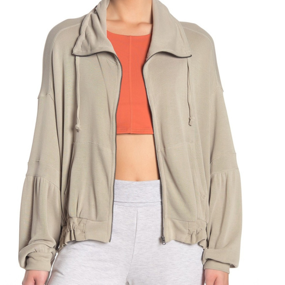 Free People Jackets & Blazers - Free People Zip Pullover - M - NEW